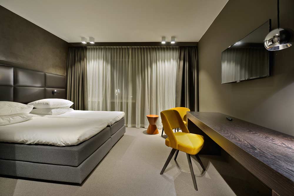 deluxe-twin-room-amsterdam-forest-hotel-1