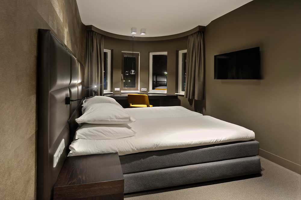 standard-twin-room-amsterdam-forest-hotel-3